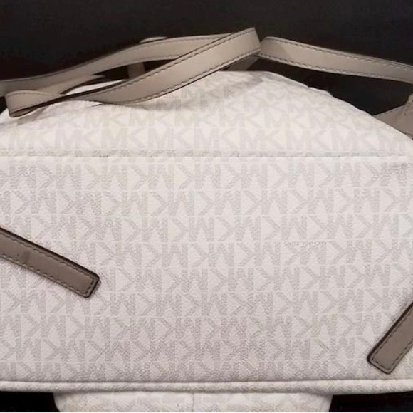 Micheal Kors back pack